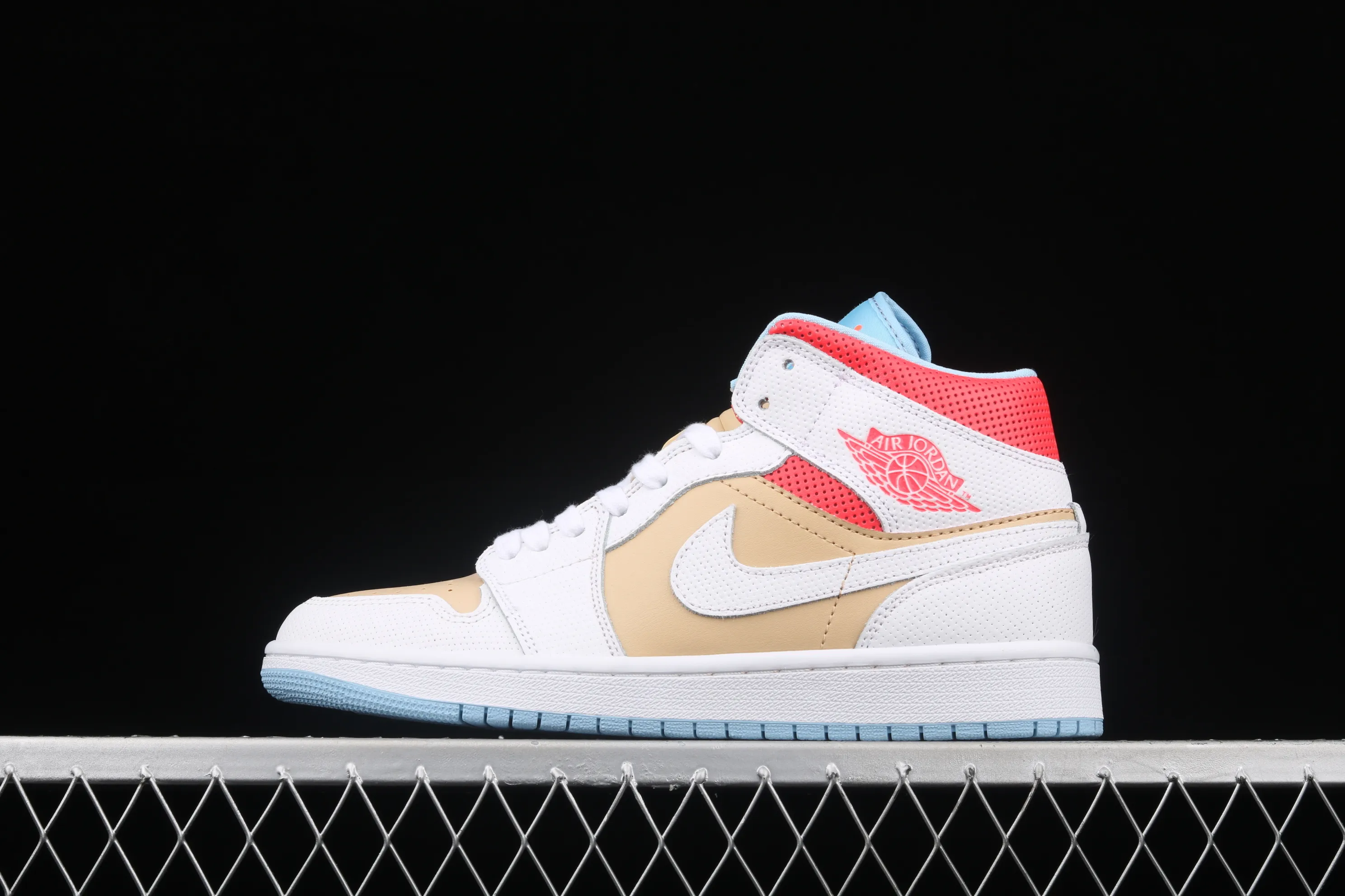 All Categories Air Jordan Jordan Series Basketball Shoes Air Jordan 1 Mid Air Jordan 1 Mid SE AJ1 Joe 1 Sesame Color China Basketball Shoes CZ0774-200